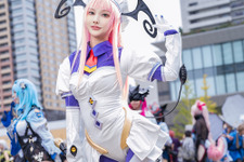 【コスプレ】「ToLOVEる」ララの美しいボディラインを再現!自作衣装と表情が愛らしい美女レイヤー 画像